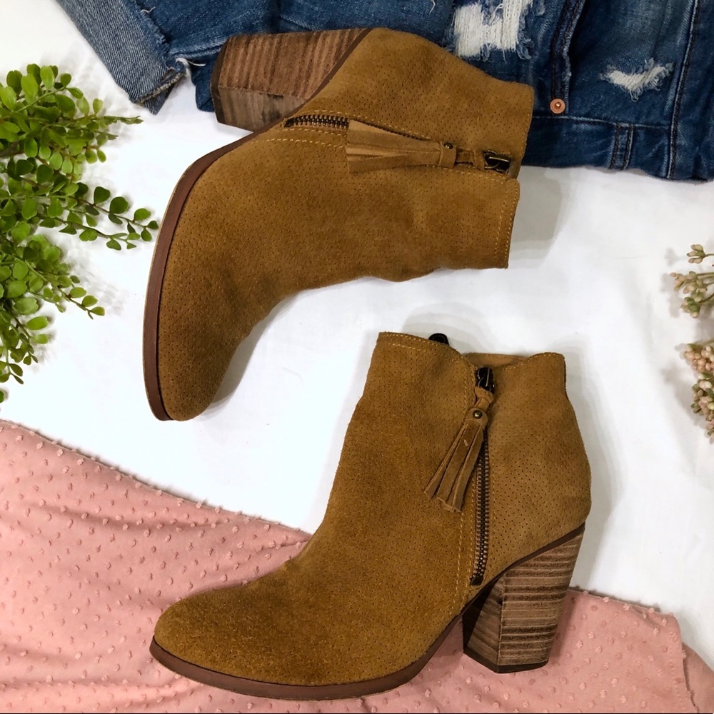 GUESS Suede Zipper Booties Size 8.5